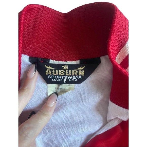 Sold - Picture 3 of 6